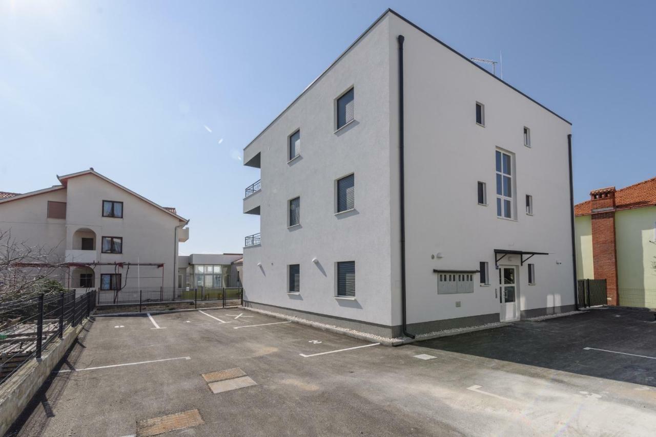 Luxury Apartman Ivana Trogir Bagian luar foto