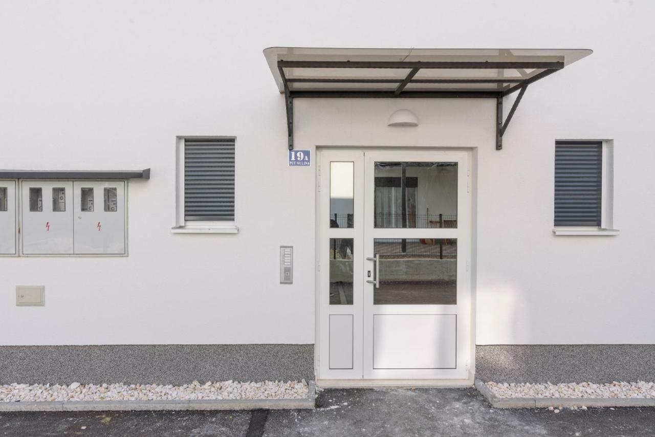 Luxury Apartman Ivana Trogir Bagian luar foto